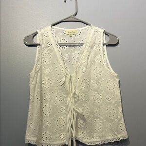 Love Notes Cream Eyelet Sleeveless Blouse